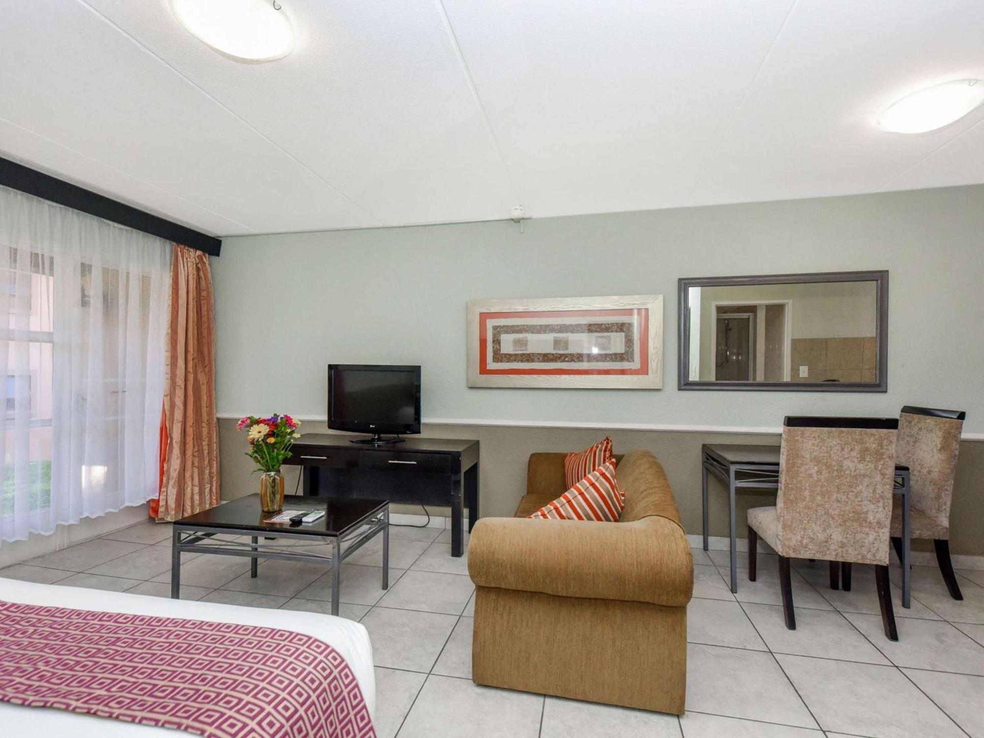 Mercure Nelspruit Hotel 3*